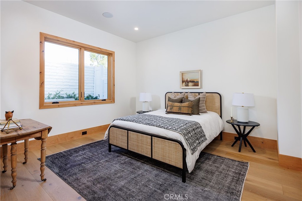 Irvine Terrace (IRVT) - Residential