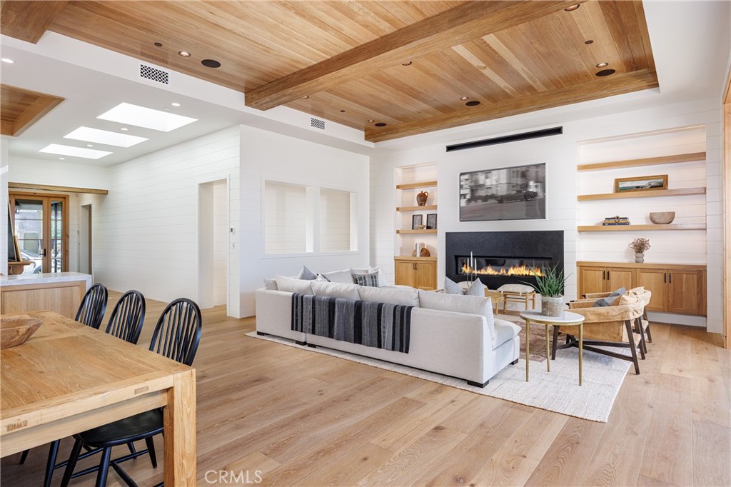 Irvine Terrace (IRVT) - Residential