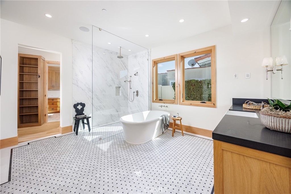 Irvine Terrace (IRVT) - Residential