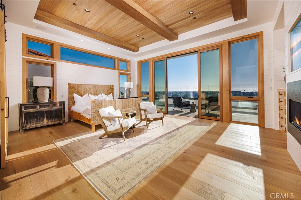 Irvine Terrace (IRVT) - Residential