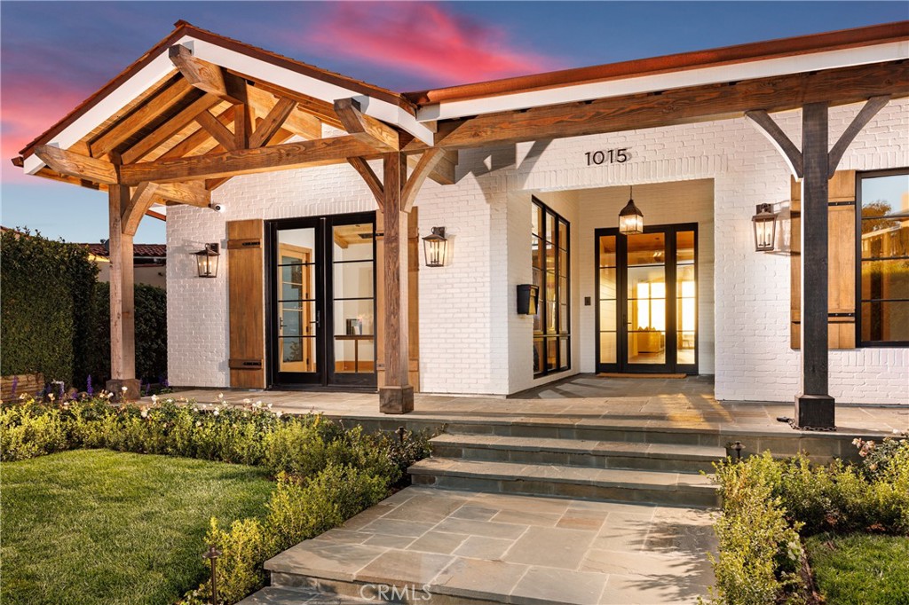 Irvine Terrace (IRVT) - Residential