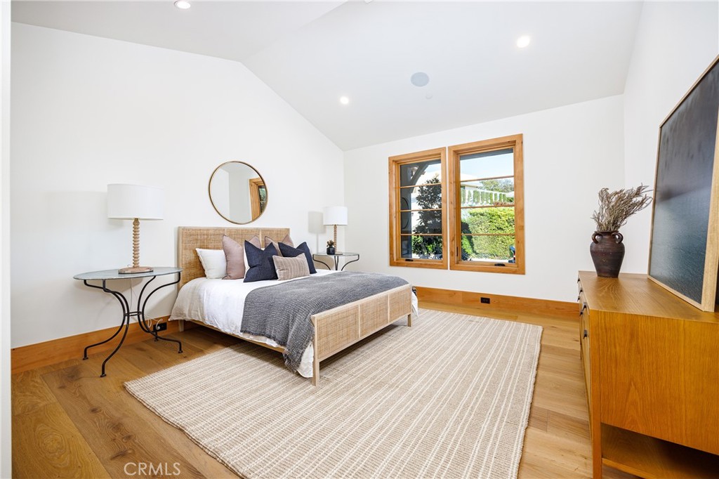 Irvine Terrace (IRVT) - Residential