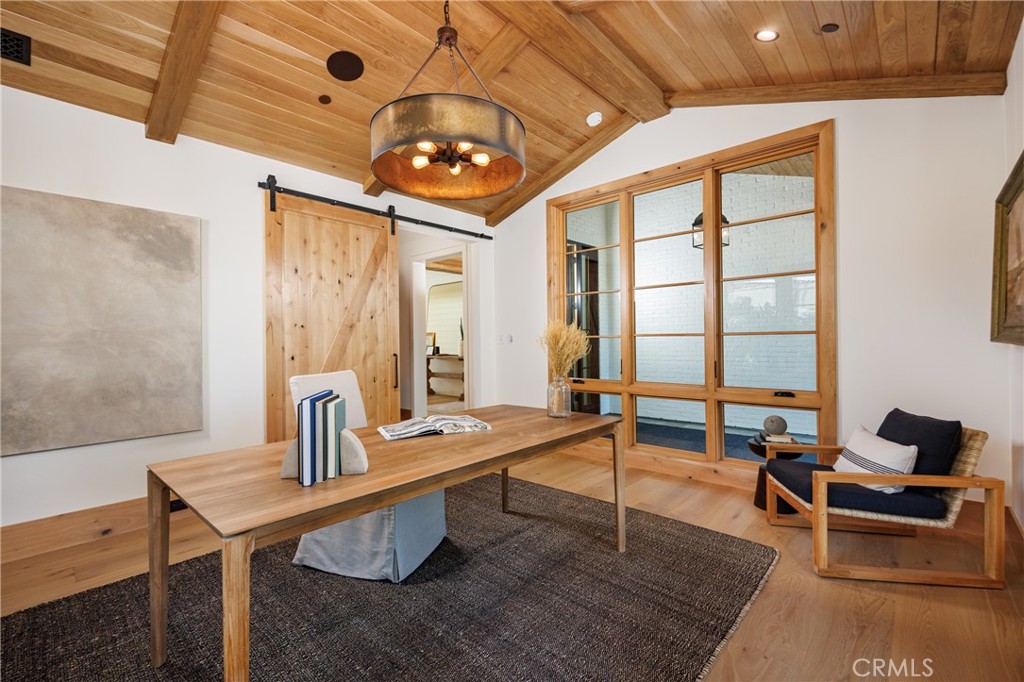 Irvine Terrace (IRVT) - Residential