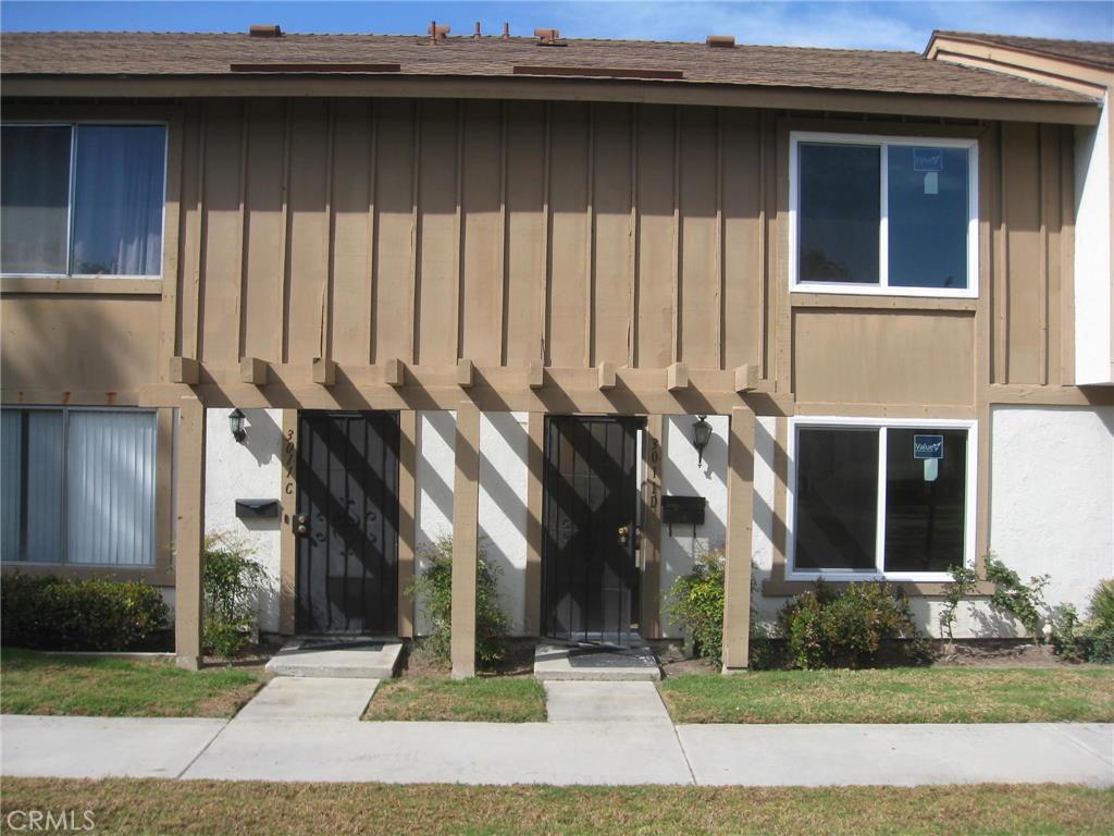 This is a great townhome within the popular Bradford Place community located in the South Coast Metro area. Amazing 2 story townhome In highly desirable quiet neighborhood features 3 bedrooms and 1.5 baths. Home with beautiful open spacious living room features a nice open floor plan flows nicely, brightly light with lots of windows and a private patio backyard with direct access to 2 car garage. A brand new remodeled kitchen with brand new cabinets, brand new quartz counters, tile flooring, brand new sink and appliances. Brand new remodeled bathrooms with new cabinets, sink, new quartz counters, flooring and all new fixtures. All brand new paint interior with white baseboards and popcorn removed ceilings. All brand new carpet. Step out to a fenced in patio area! A great home for BBQ's and parties with family & friends to gather and enjoy. front entrance opens to a greenbelt with a kids playground , Walking Distance to parks and schools Great for first-time buyers or investors