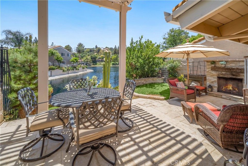 listing image 130720648879989870458