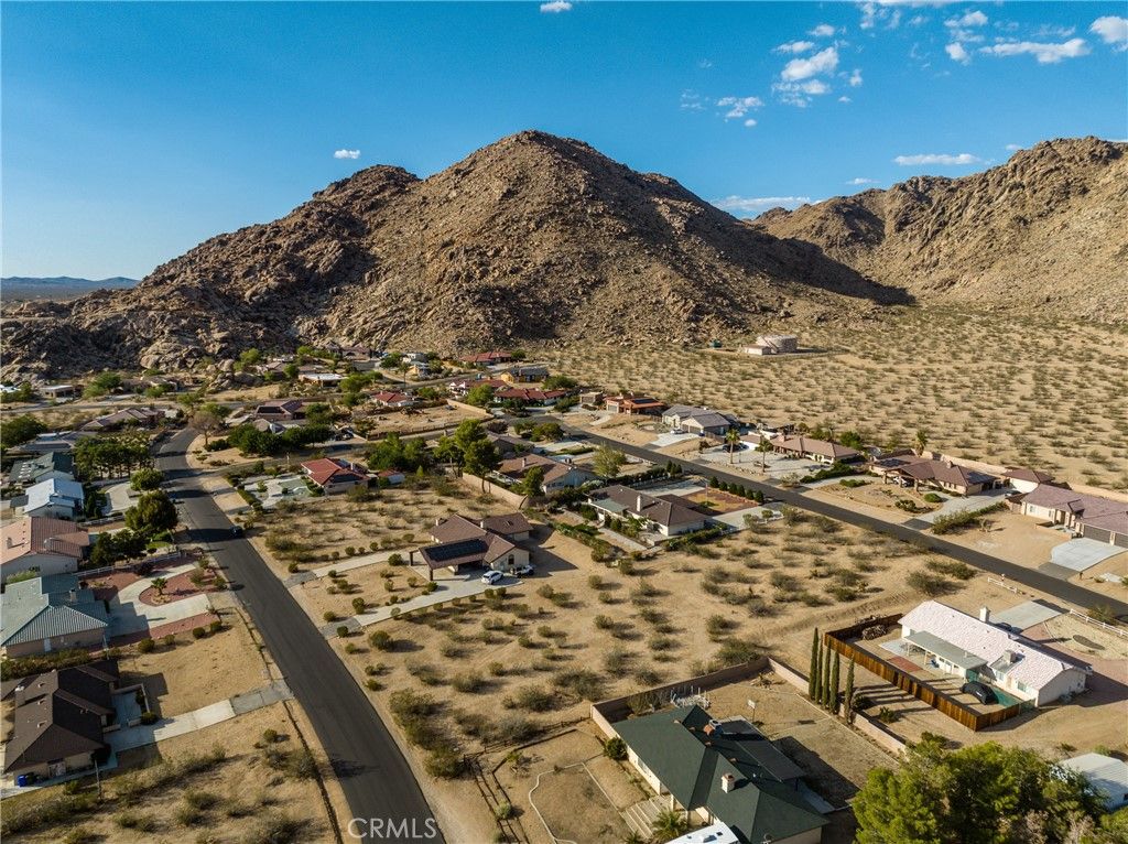 listing image 130720031296447956901