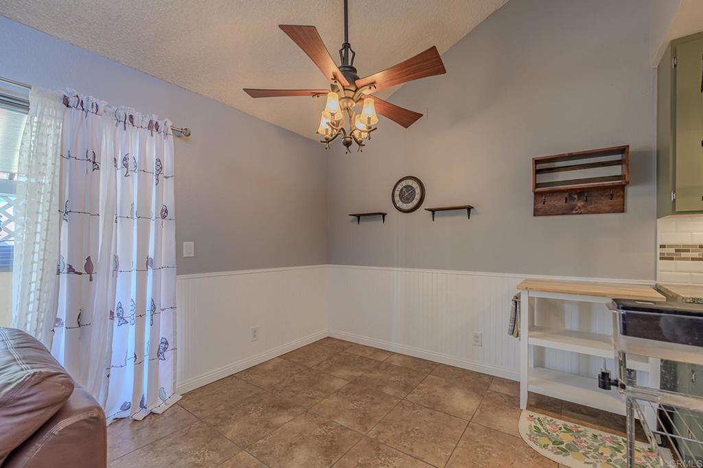 Photo 19 of 30 of 2135 E Valley Parkway 52 townhome