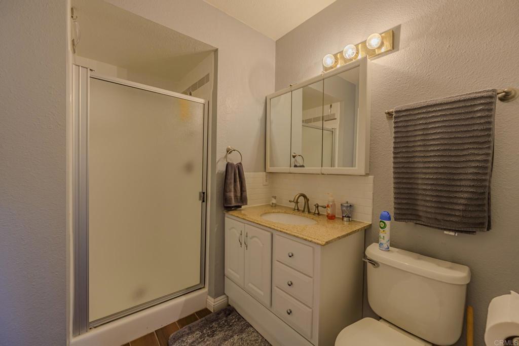 Photo 14 of 30 of 2135 E Valley Parkway 52 townhome