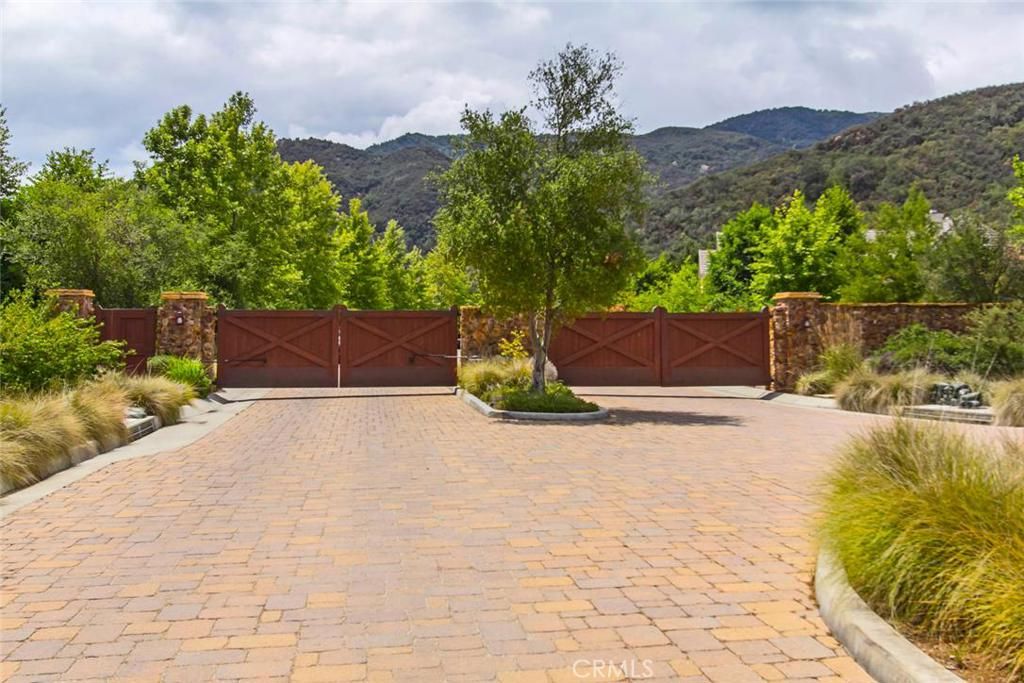listing image 130722006050252537746