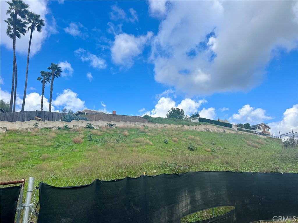 Exciting opportunity to construct a personalized residence in North Tustin! This exceptional Lemon Hill luxury vacant lot, situated at the end of Lemon Hill Dr. cul de sac, offers diverse topography, hill views, and easy access to amenities. Enjoy the privacy of the prestigious North Tustin community while being close to dining, shopping, and entertainment hubs like Old Town Orange, The Outlets, South Coast Plaza, and Irvine Spectrum. The property is also conveniently located near hiking, biking, and walking trails in Peters Canyon Regional Park, with easy access to the 241/261 toll roads. Seize this unparalleled chance to build your dream estate! Buyers are advised to conduct due diligence and verify buildability with the county.