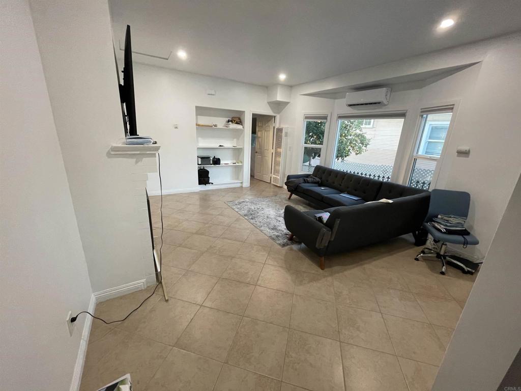 344 46 19Th Street