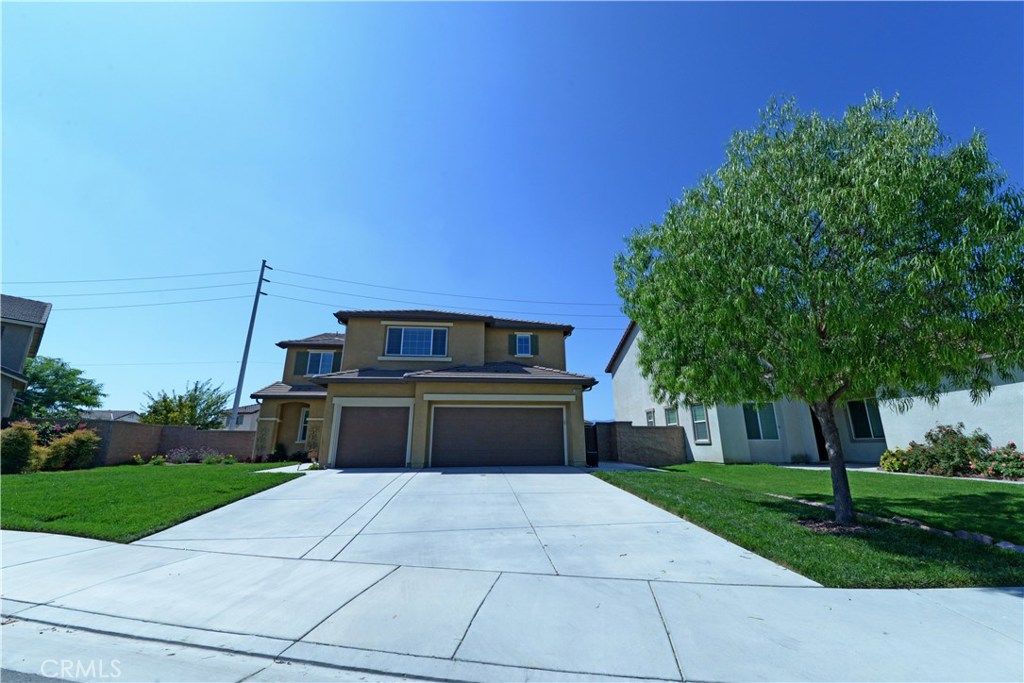 listing image 130729588664754644313