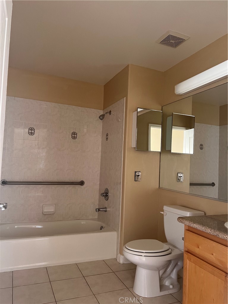 Photo 11 of 19 of 303 N Nicholson Avenue 210 condo