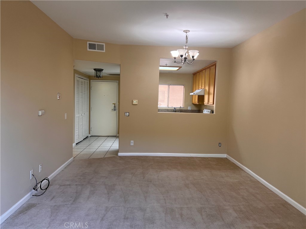 Photo 5 of 19 of 303 N Nicholson Avenue 210 condo