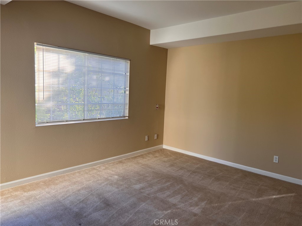 Photo 9 of 19 of 303 N Nicholson Avenue 210 condo