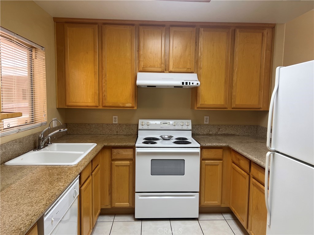 Photo 7 of 19 of 303 N Nicholson Avenue 210 condo