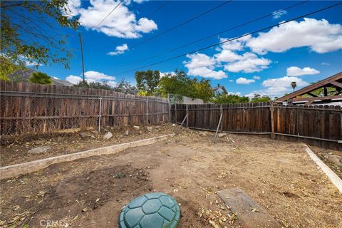 A home in Lake Elsinore