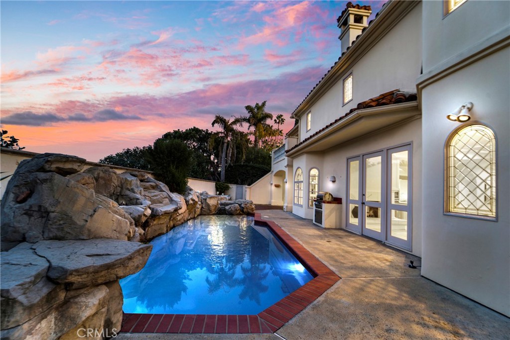 Ritz Cove (RC) - Residential