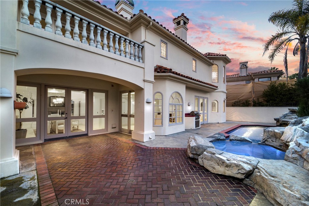 Ritz Cove (RC) - Residential