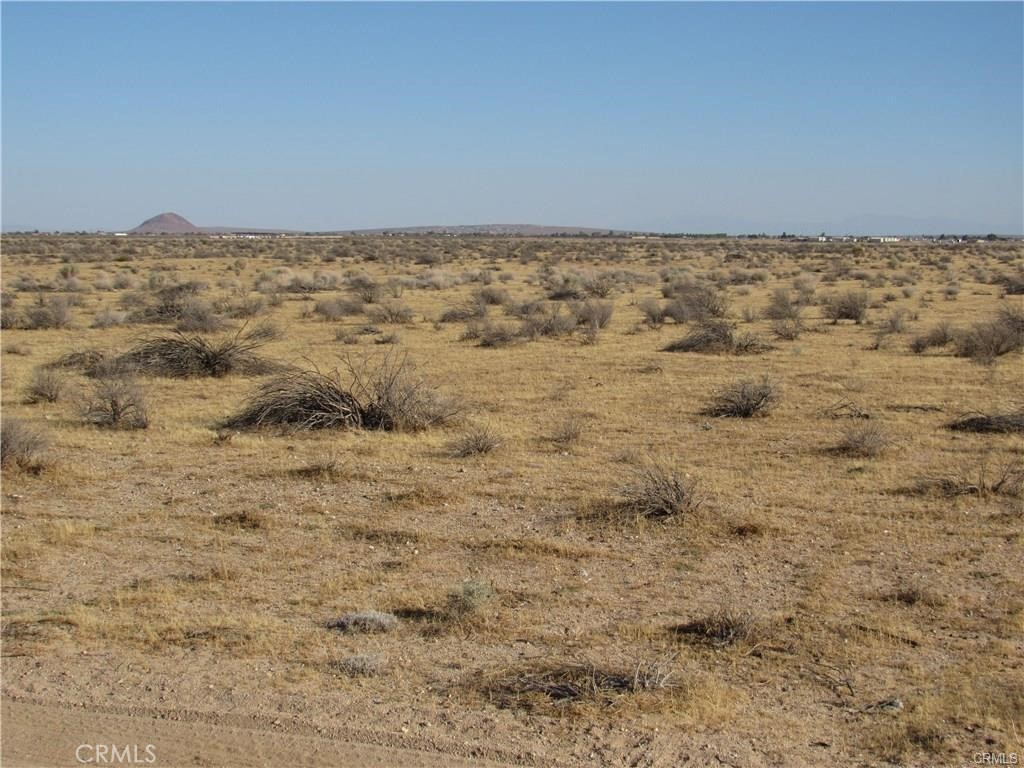 There is not an address associated with this parcel. What is reflected is the Parcel# of 469-211-08-00-9 which is +/- 2.51 AC. Zoning is PL RS MH. Located in the area of Cantil which is Unincorporated Kern County.