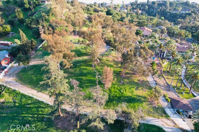 402 DE ANZA HEIGHTS DR
