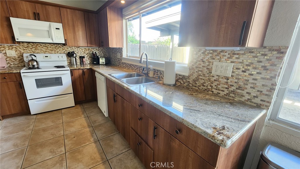 Magnesia Falls Cove (32142) - Residential Lease