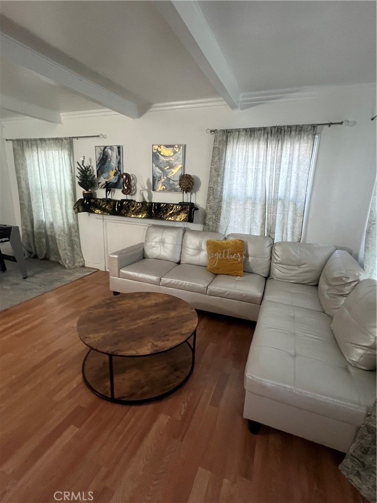Listing image 6