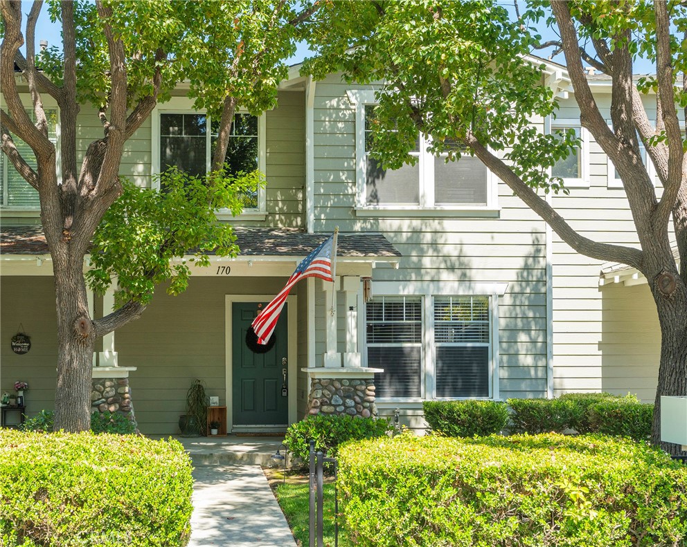 View Anaheim, CA 92805 condo