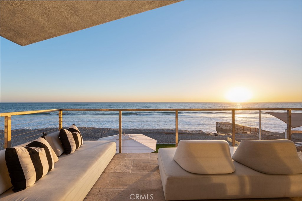 Beach Road Custom (BR) - Residential