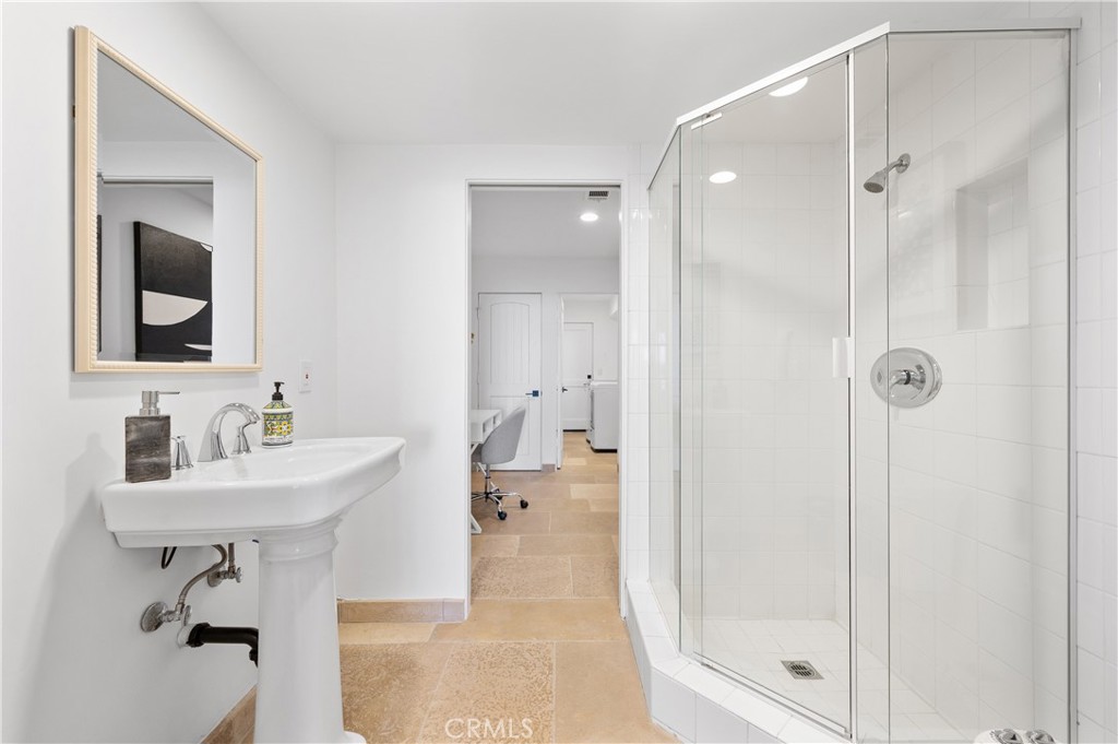 Beach Road Custom (BR) - Residential