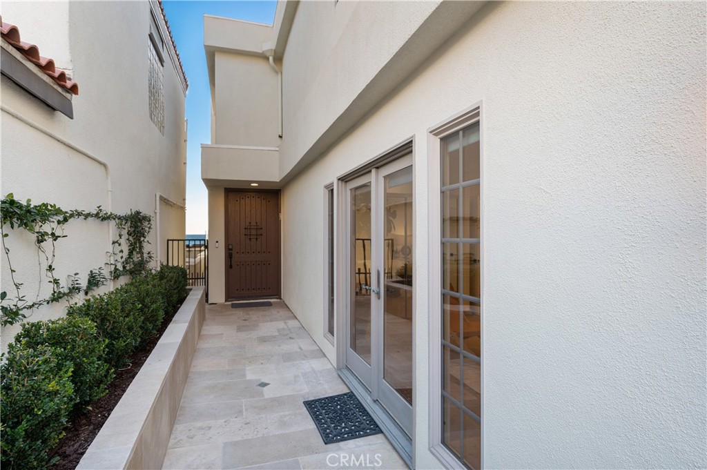 Beach Road Custom (BR) - Residential