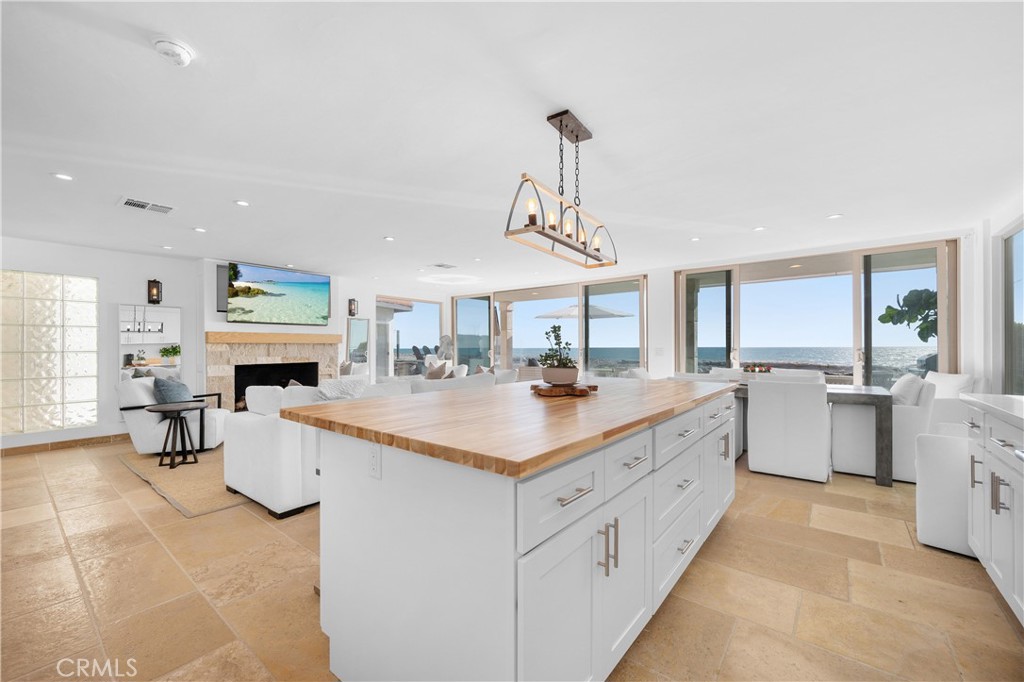 Beach Road Custom (BR) - Residential