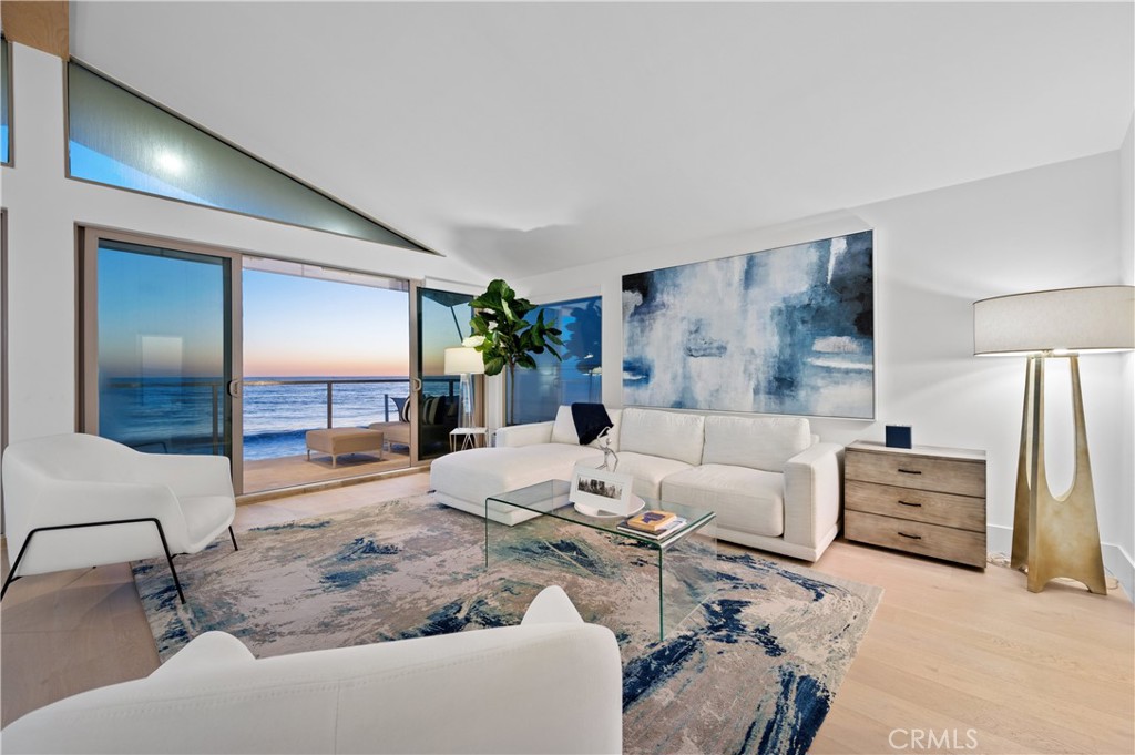 Beach Road Custom (BR) - Residential