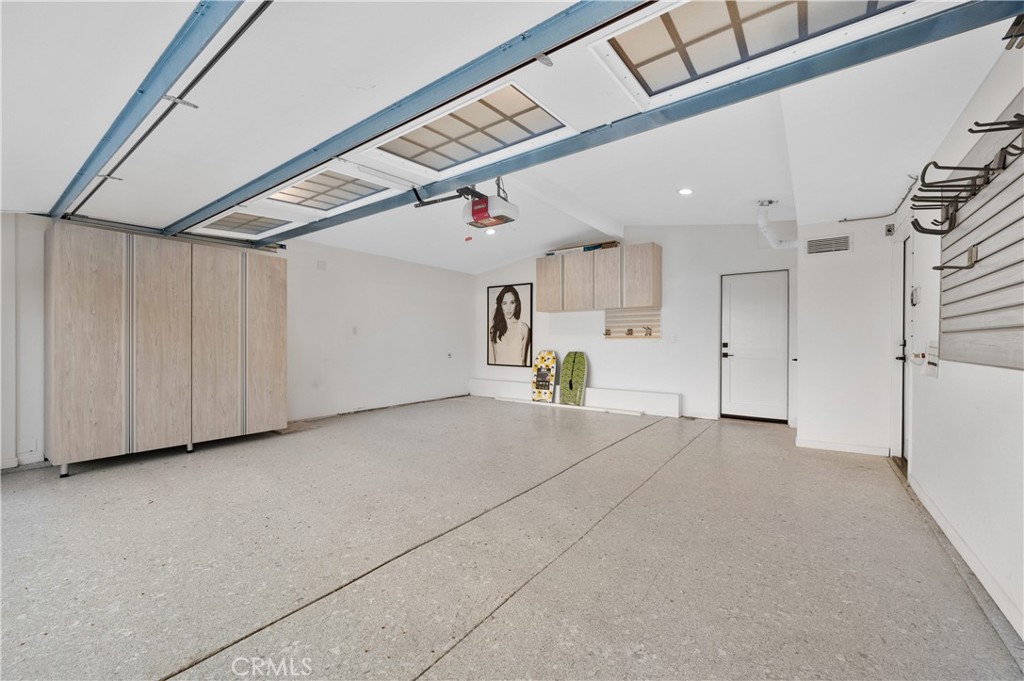 Beach Road Custom (BR) - Residential