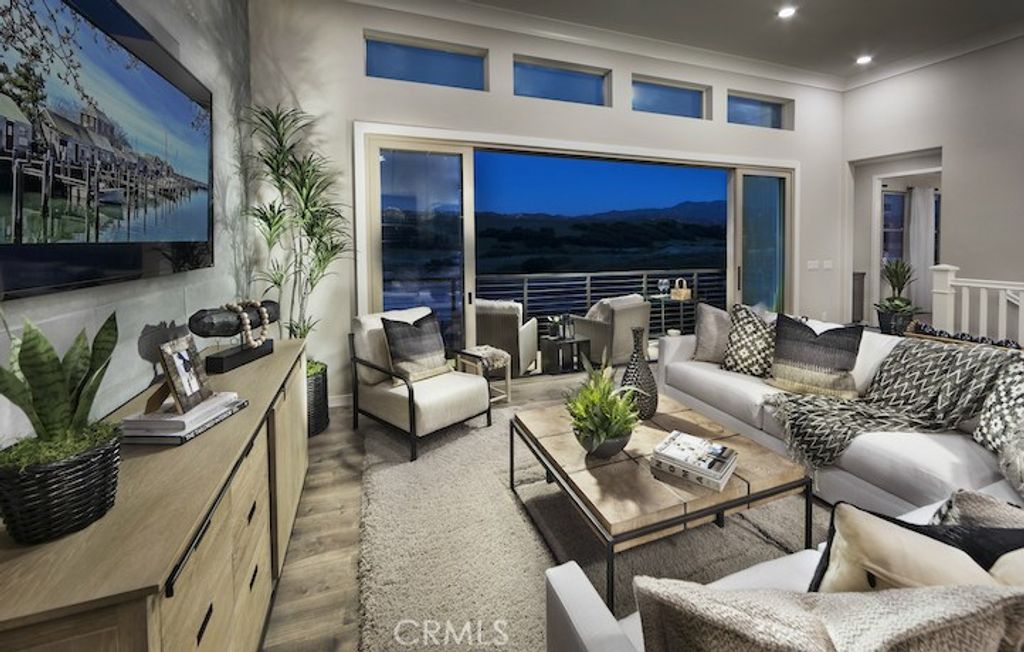listing image 130722750039780409813