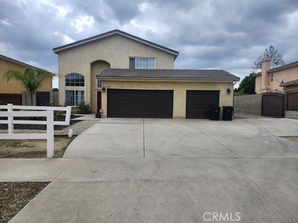 listing image 0