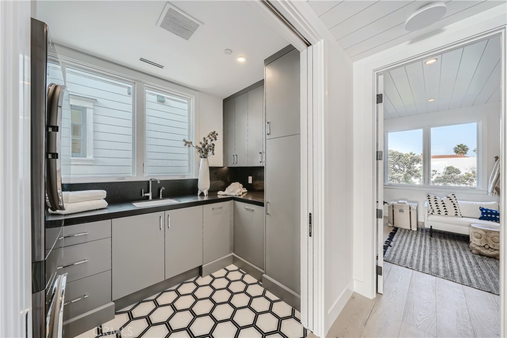 Sunset Beach (SUNB) - Residential