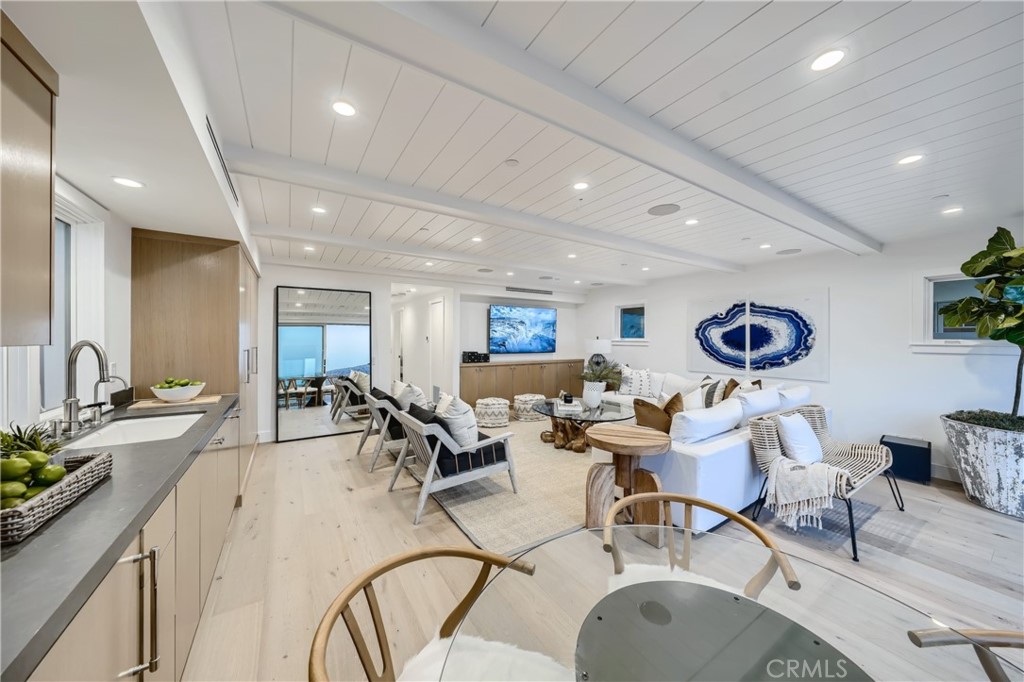 Sunset Beach (SUNB) - Residential