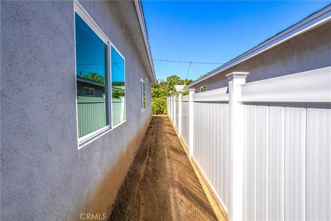 A home in Lake Elsinore