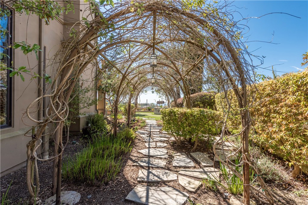 Pelican Heights - Montecito (MONT) - Residential