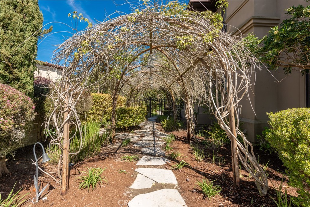 Pelican Heights - Montecito (MONT) - Residential