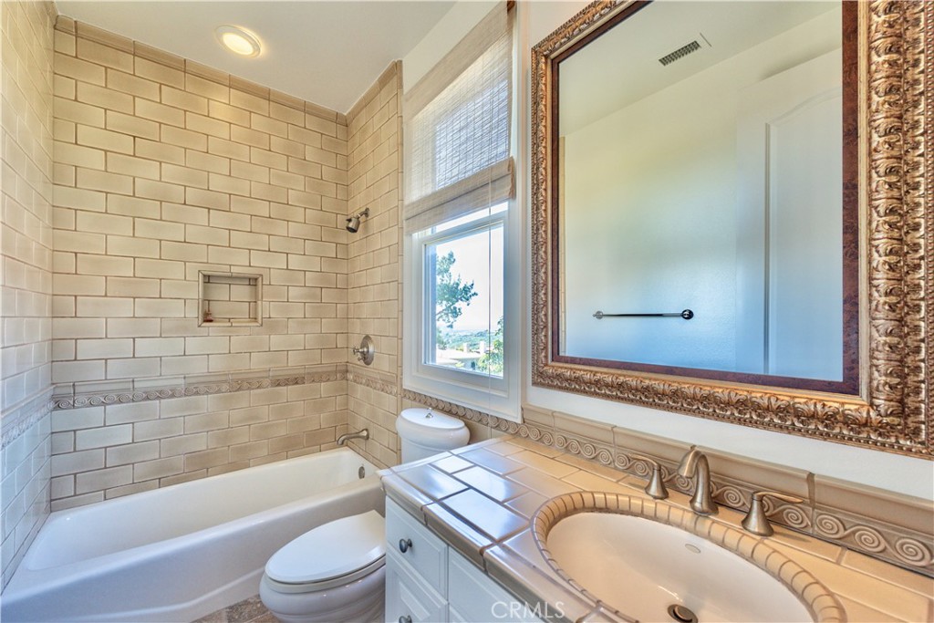 Pelican Heights - Montecito (MONT) - Residential