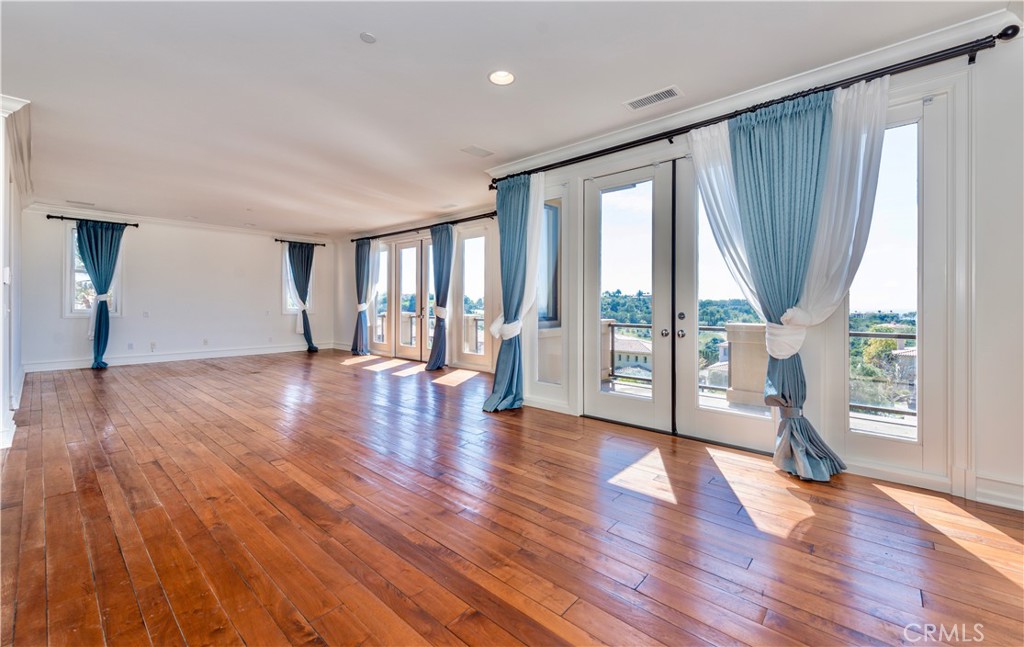 Pelican Heights - Montecito (MONT) - Residential