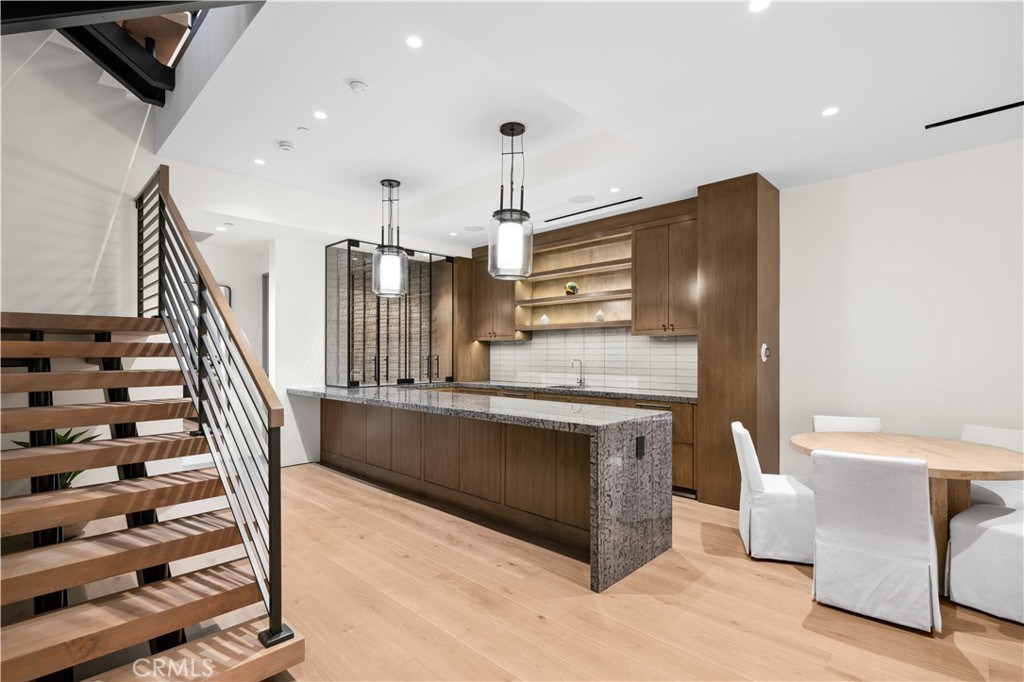Corona del Mar South of PCH (CDMS) - Residential