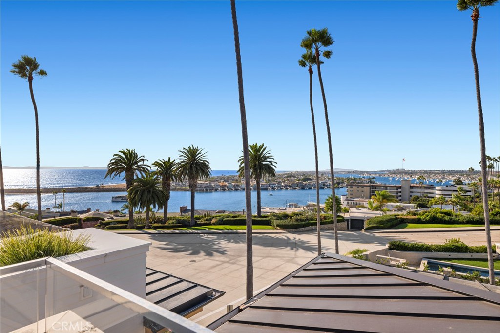 Corona del Mar South of PCH (CDMS) - Residential