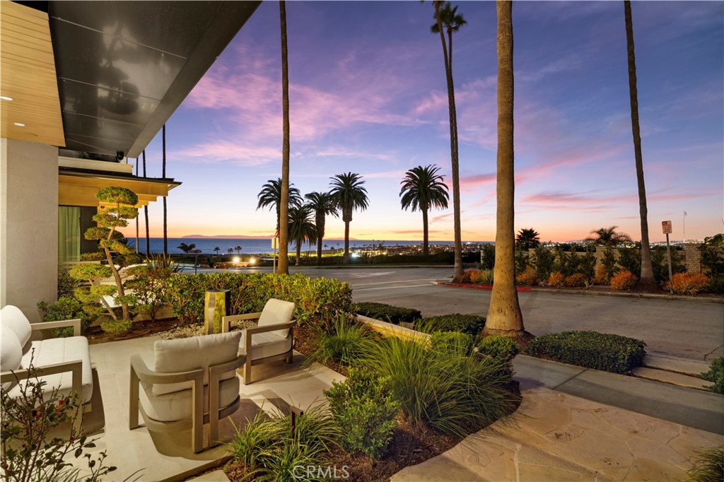Corona del Mar South of PCH (CDMS) - Residential
