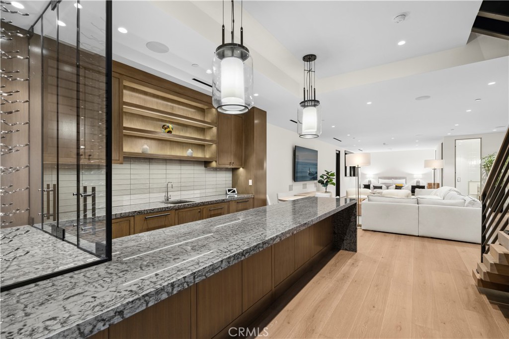 Corona del Mar South of PCH (CDMS) - Residential