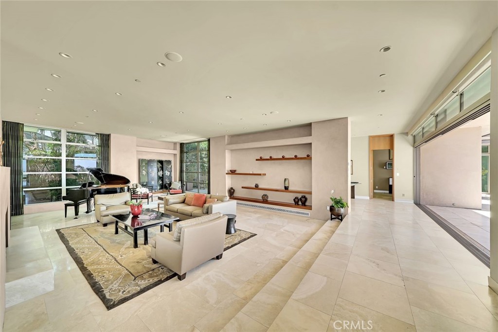 Spyglass Hill (SPYH) - Residential Lease