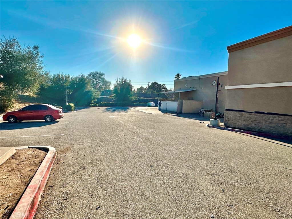1710 Main Street