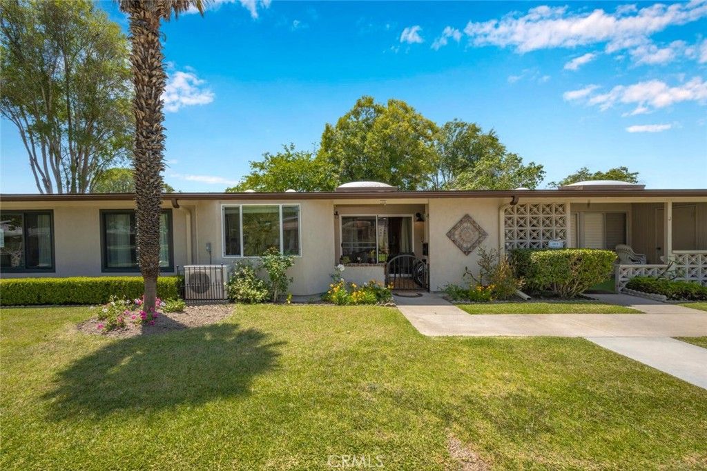 listing image 130729443530512555912
